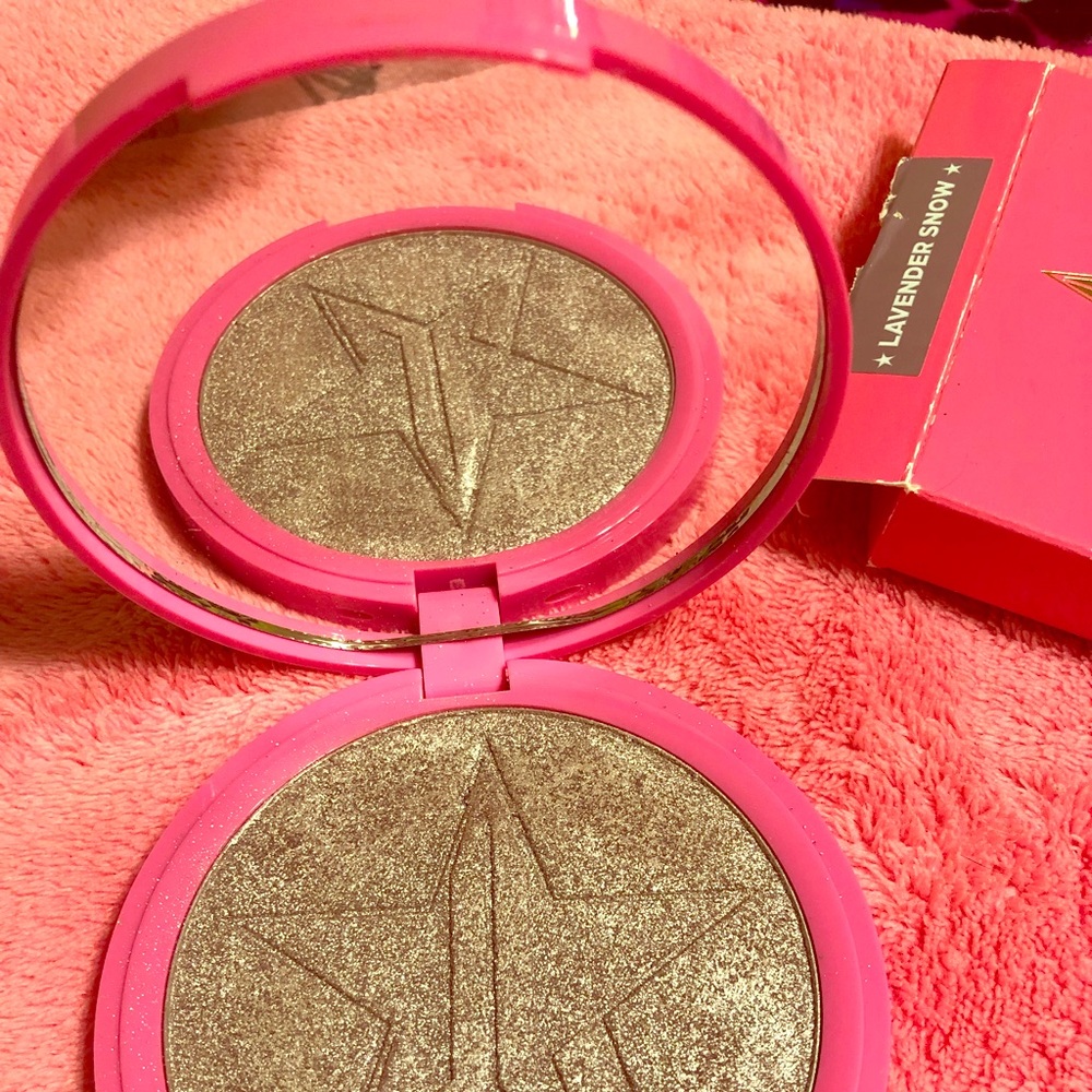 New With Box jeffree Star cosmetics skin frost